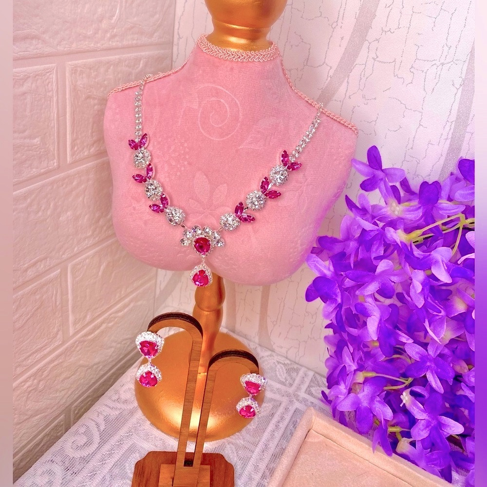 🌷 Stunning Silver Pink & White Rhinestone Teardrop Jewelry Set 🌷 NWT